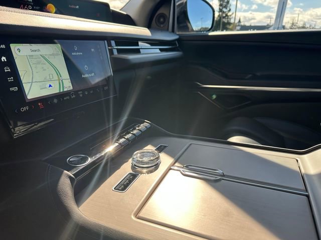 Used 2025 Lincoln Navigator L Reserve AWD/4WD image 20