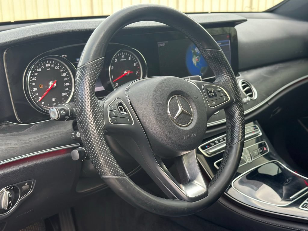 Used 2017 Mercedes-Benz E 300 4MATIC image 16