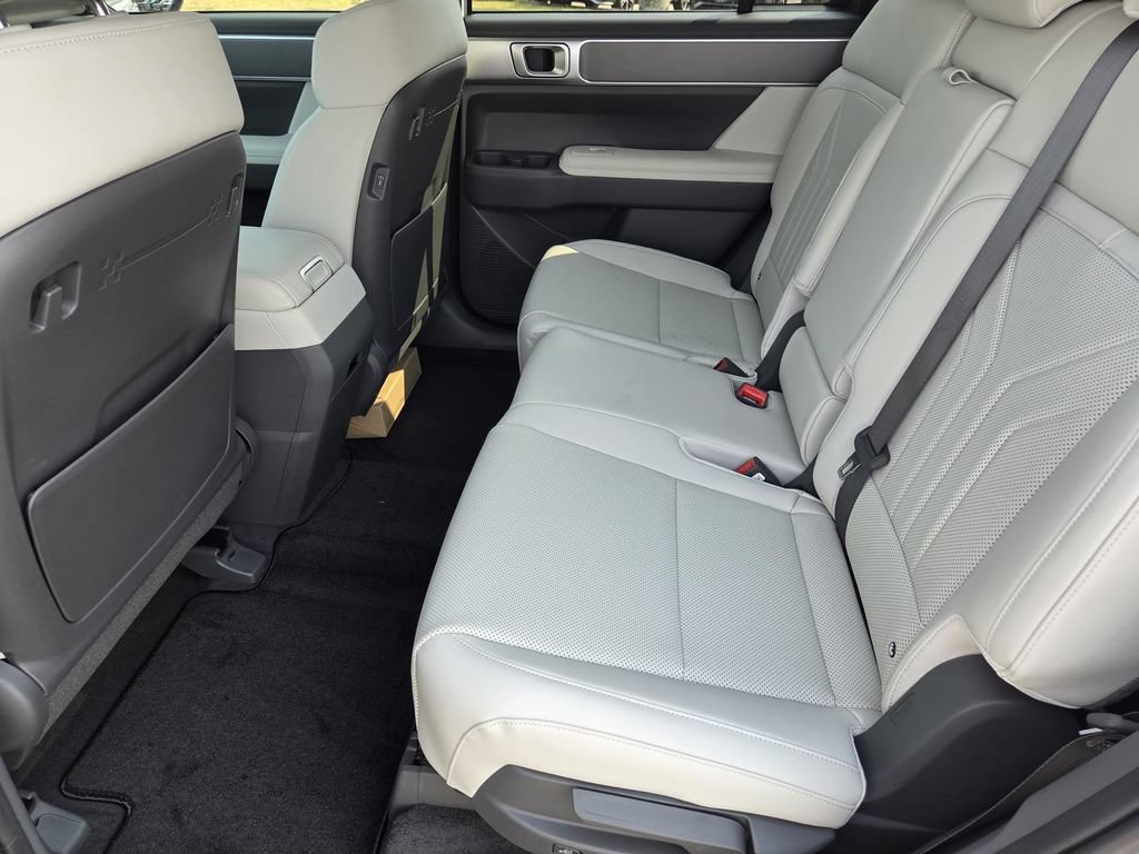 New 2027 Hyundai Santa Fe SEL FWD image 24
