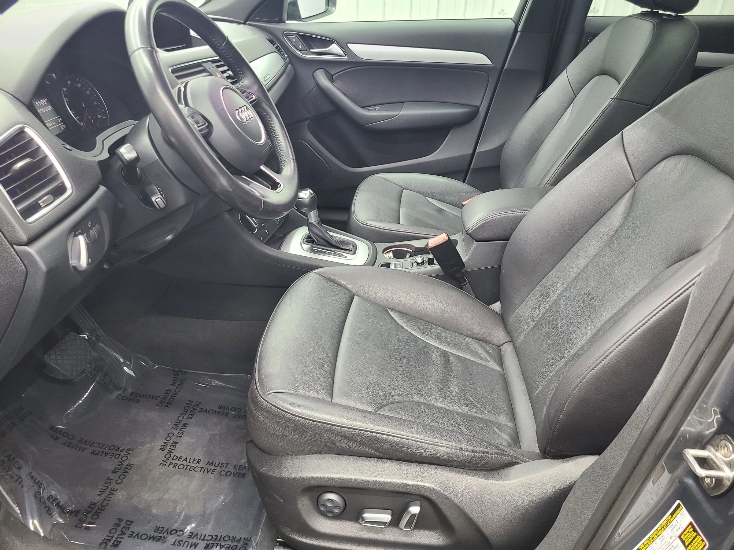 Used 2017 Audi Q3 2.0T Premium image 23