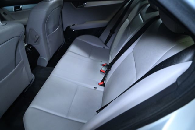 Used 2008 Mercedes-Benz C 300 Sedan image 38
