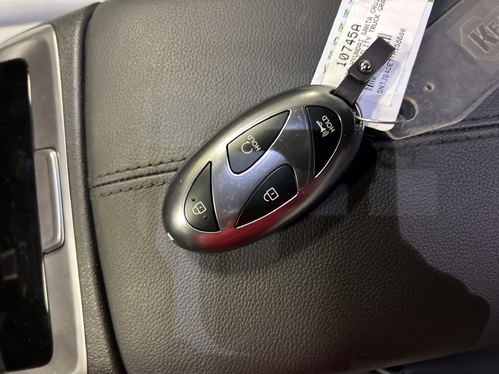Used 2026 Hyundai Santa Cruz SEL FWD image 20