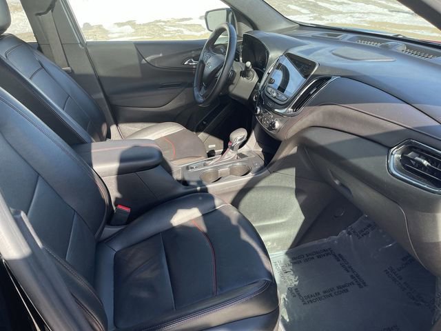 Used 2024 Chevrolet Equinox RS w/ RS Leather Package image 17