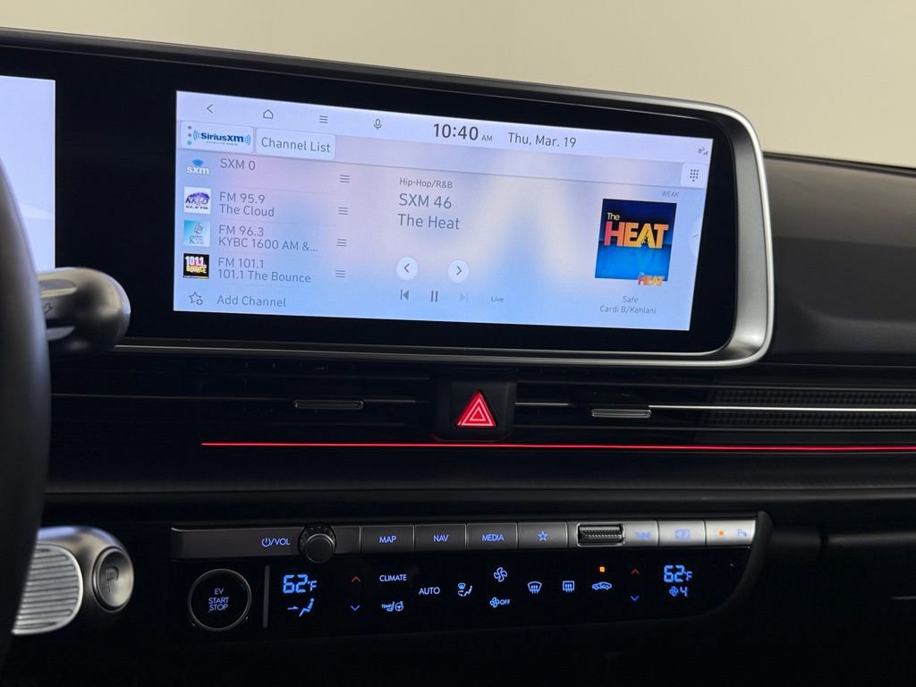 Used 2024 Hyundai Ioniq 6 Limited image 16