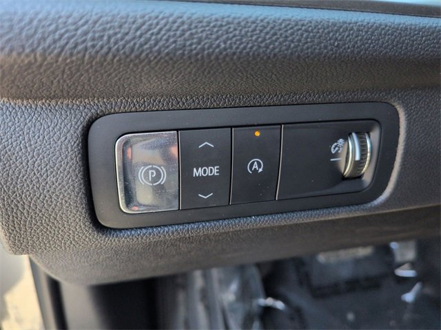 Used 2024 Chevrolet Traverse LS image 34