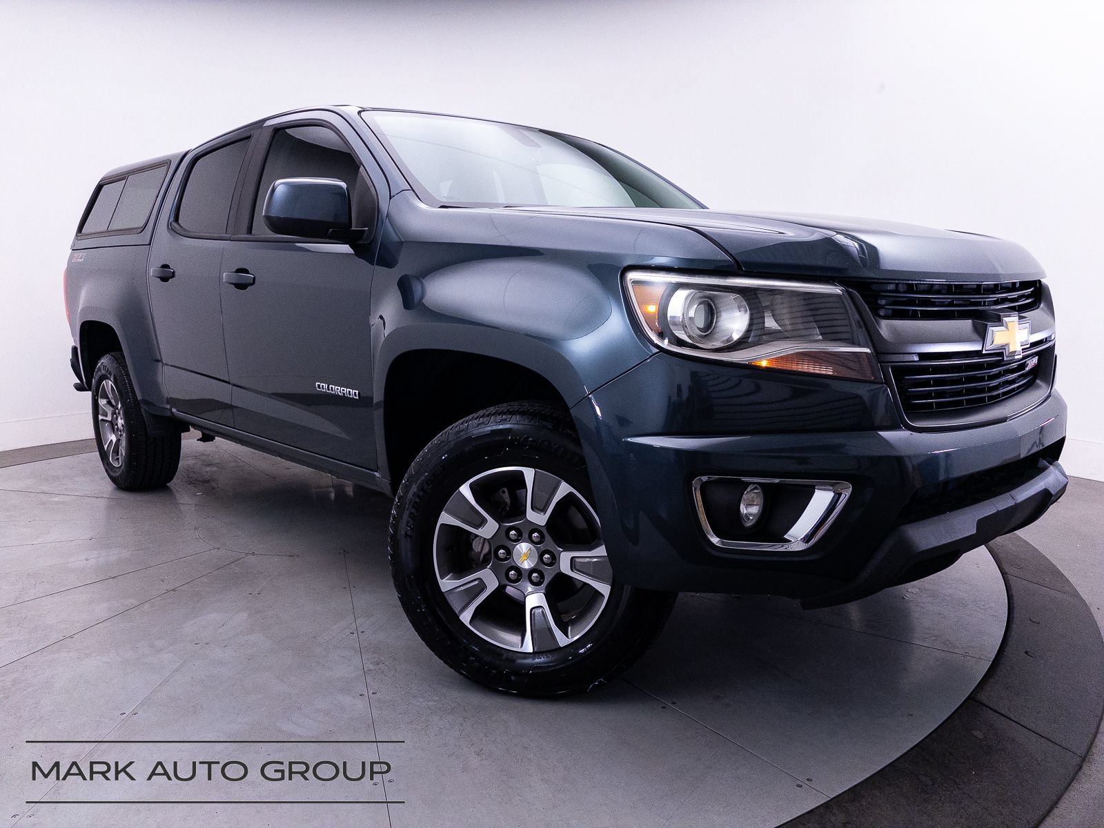 Used 2020 Chevrolet Colorado Z71 AWD/4WD image 1