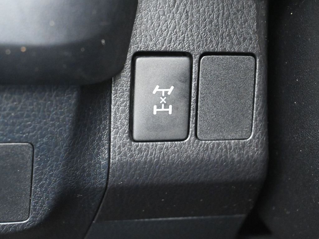 Used 2018 Toyota RAV4 LE w/ All Weather Liner Package AWD/4WD image 13