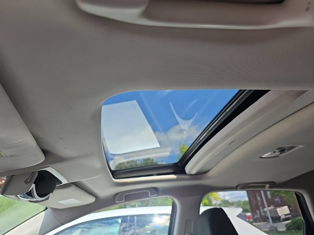 Used 2015 Honda CR-V EX image 19