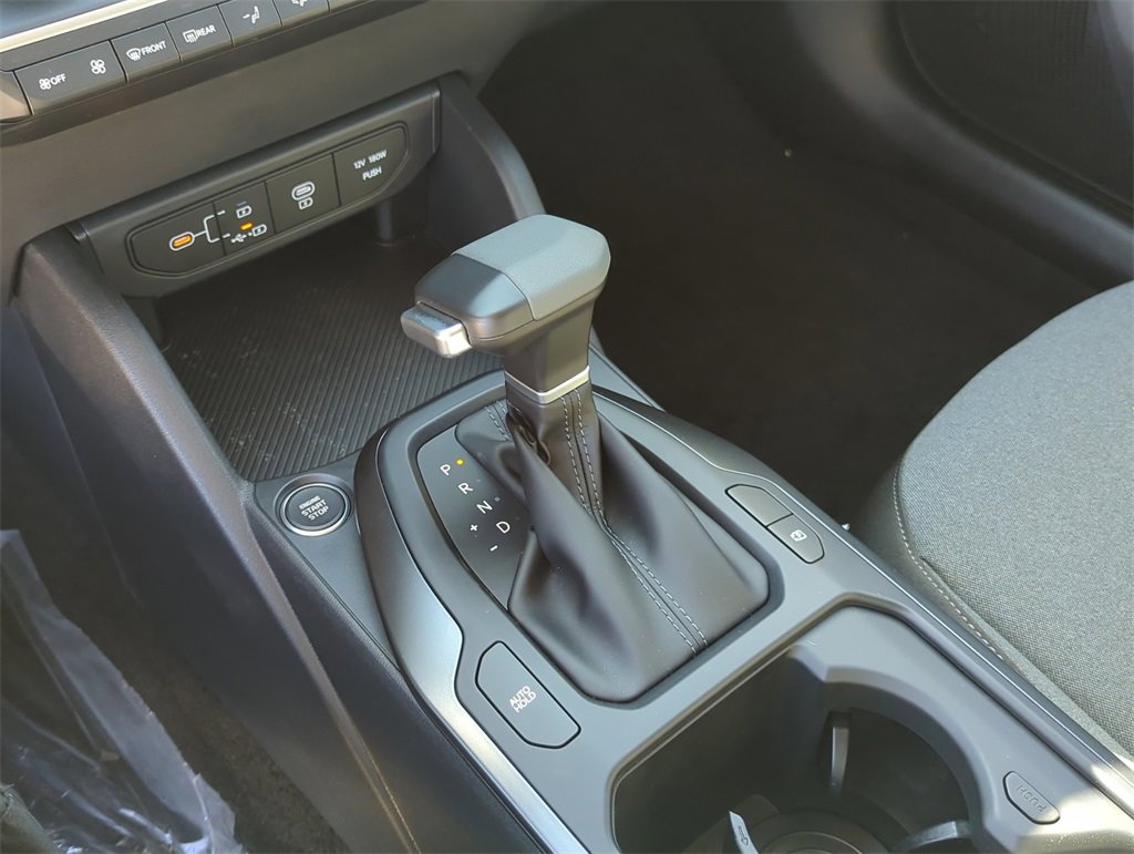 New 2026 Kia K4 LXS image 25