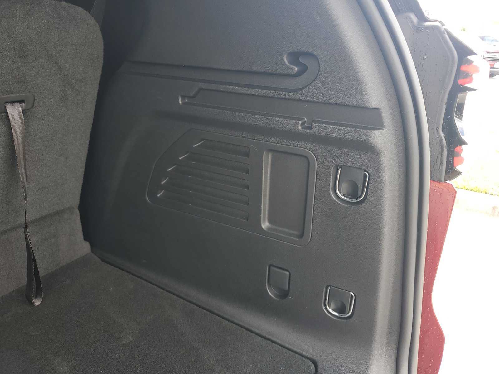 New 2026 GMC Acadia AT4 w/ Luxury Package AWD/4WD image 15
