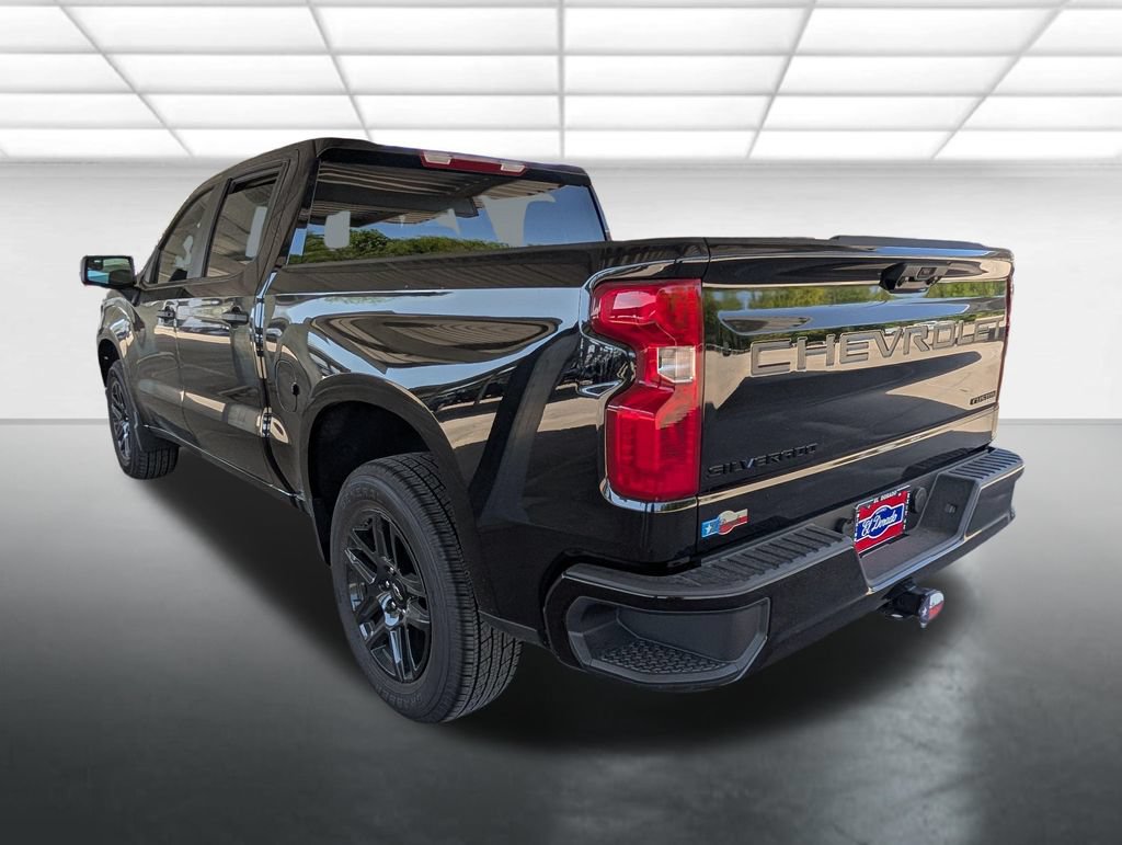 New 2026 Chevrolet Silverado 1500 Custom w/ LPO, Dark Essentials Package RWD image 2