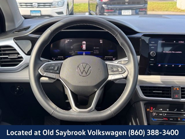 Certified 2026 Volkswagen Taos SE AWD/4WD image 17