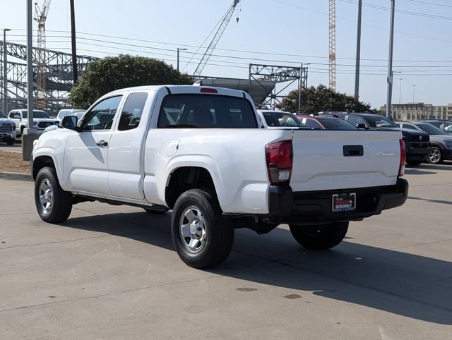Used 2022 Toyota Tacoma SR RWD image 9
