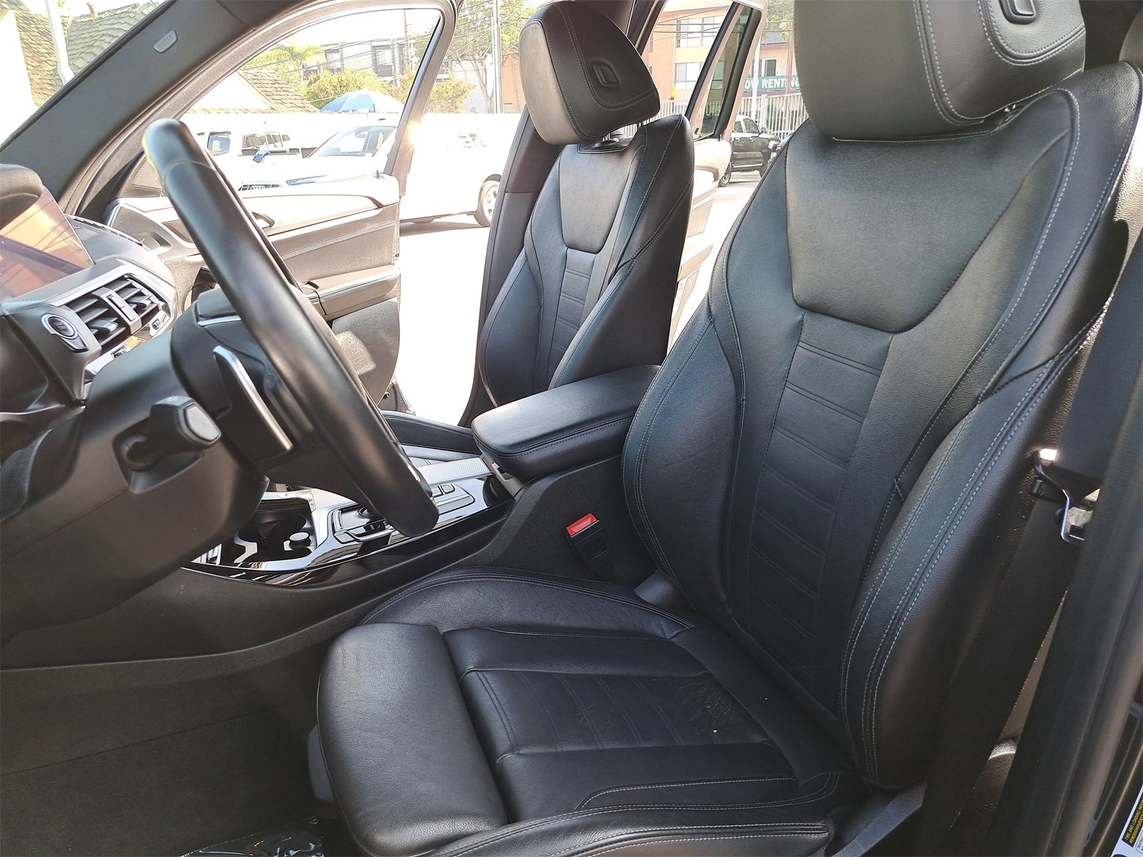 Used 2018 BMW X3 xDrive30i w/ M Sport Package image 15