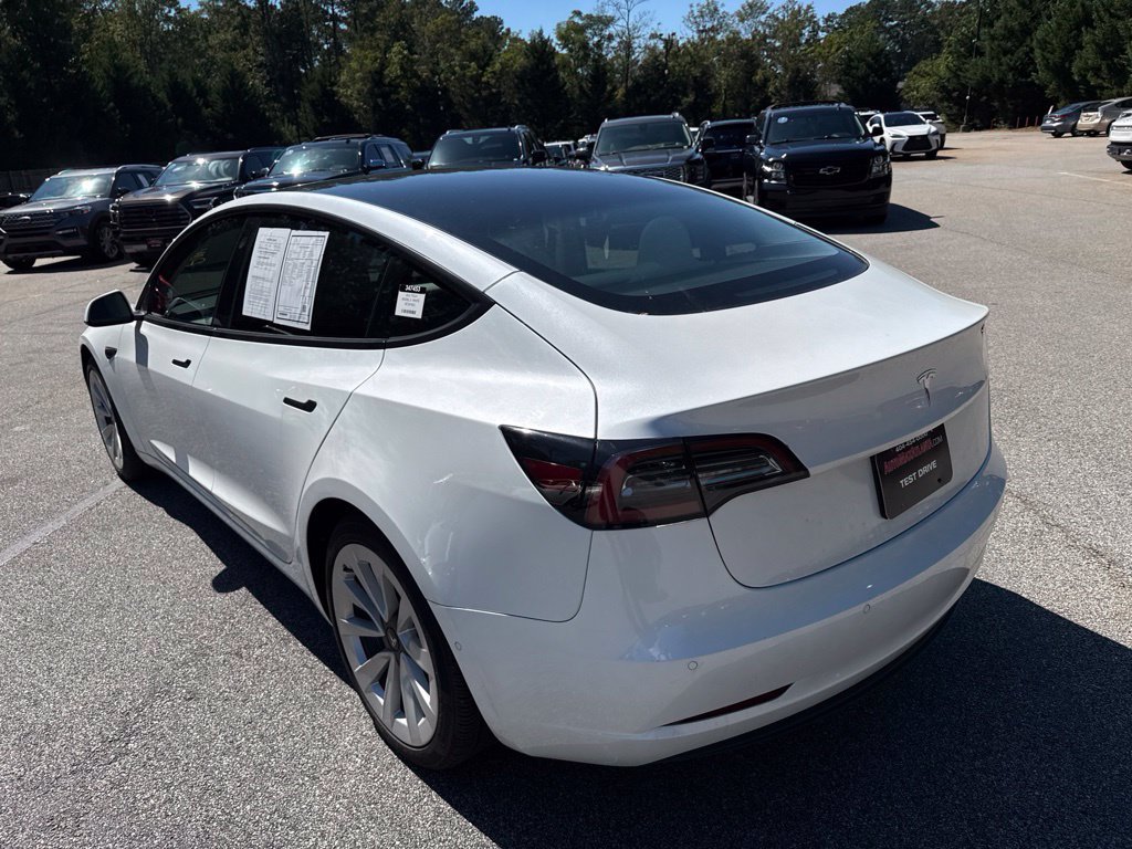 Used 2022 Tesla Model 3 RWD image 3