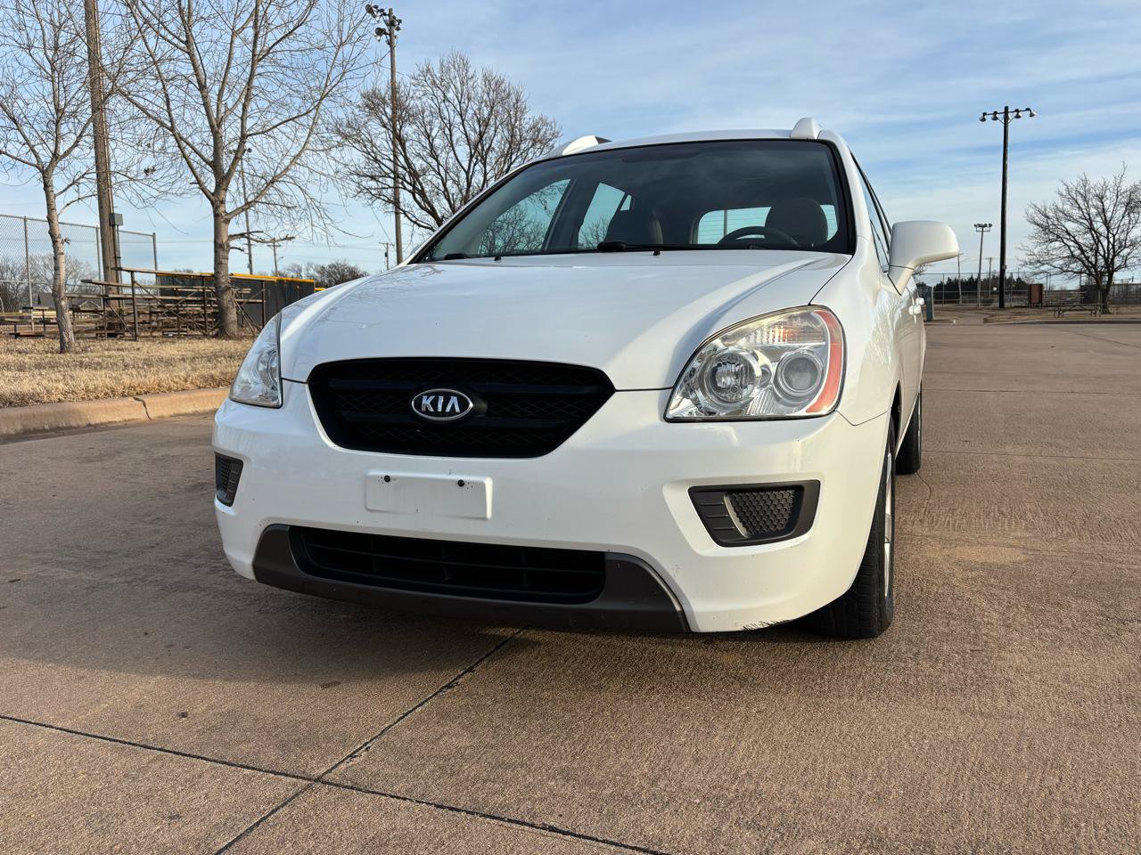Used 2007 Kia Rondo LX FWD image 4