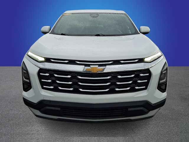 Used 2026 Chevrolet Equinox LT FWD image 2