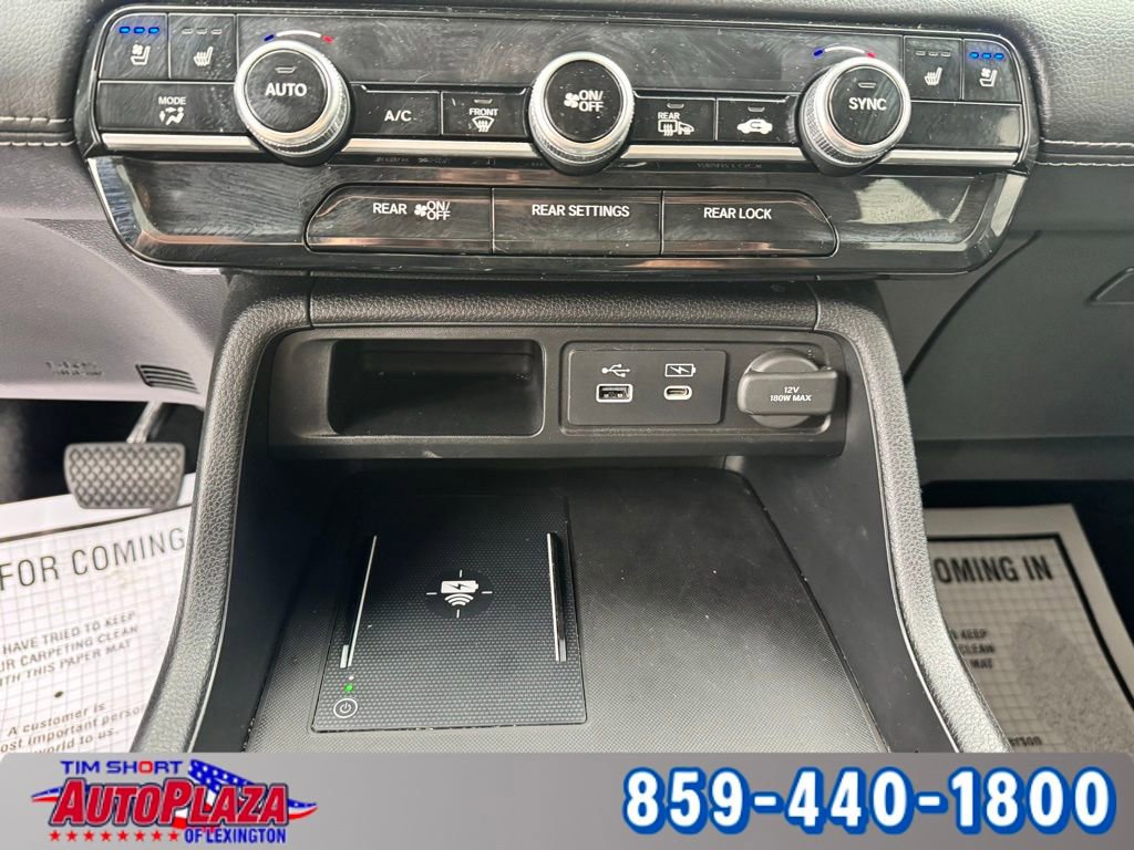 Used 2025 Honda Pilot Elite image 21