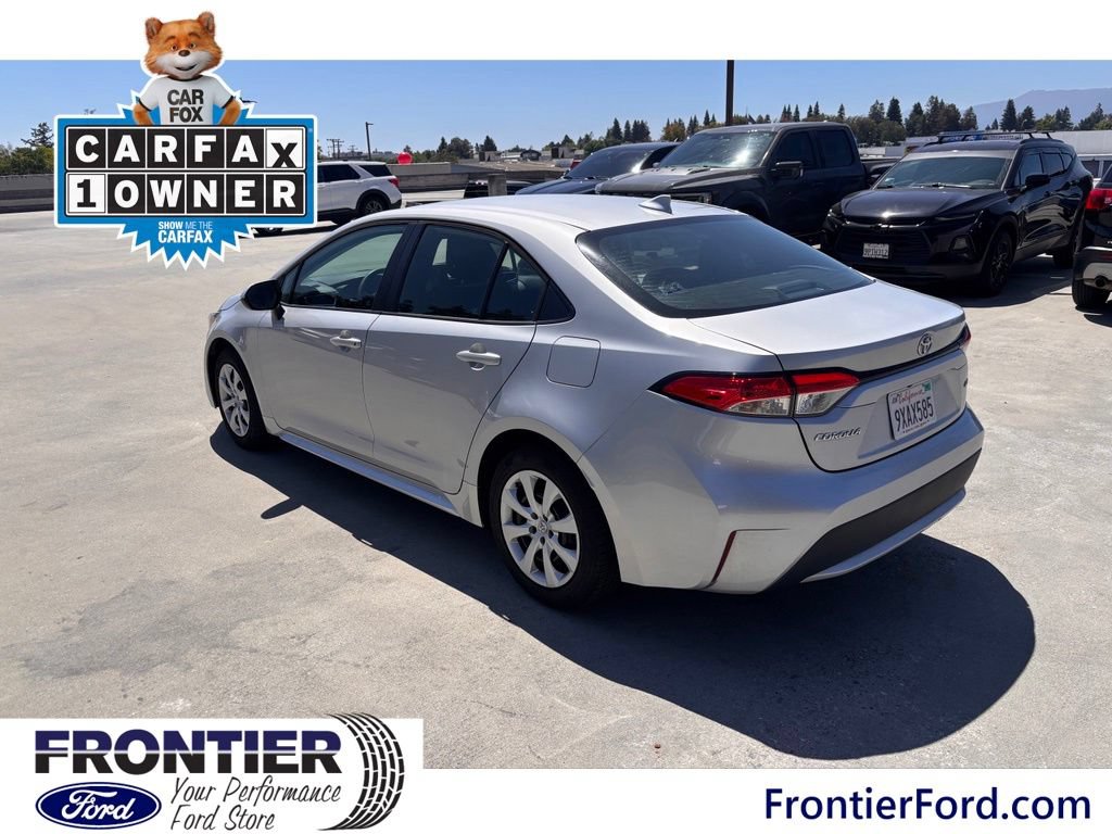 Used 2022 Toyota Corolla LE FWD image 4