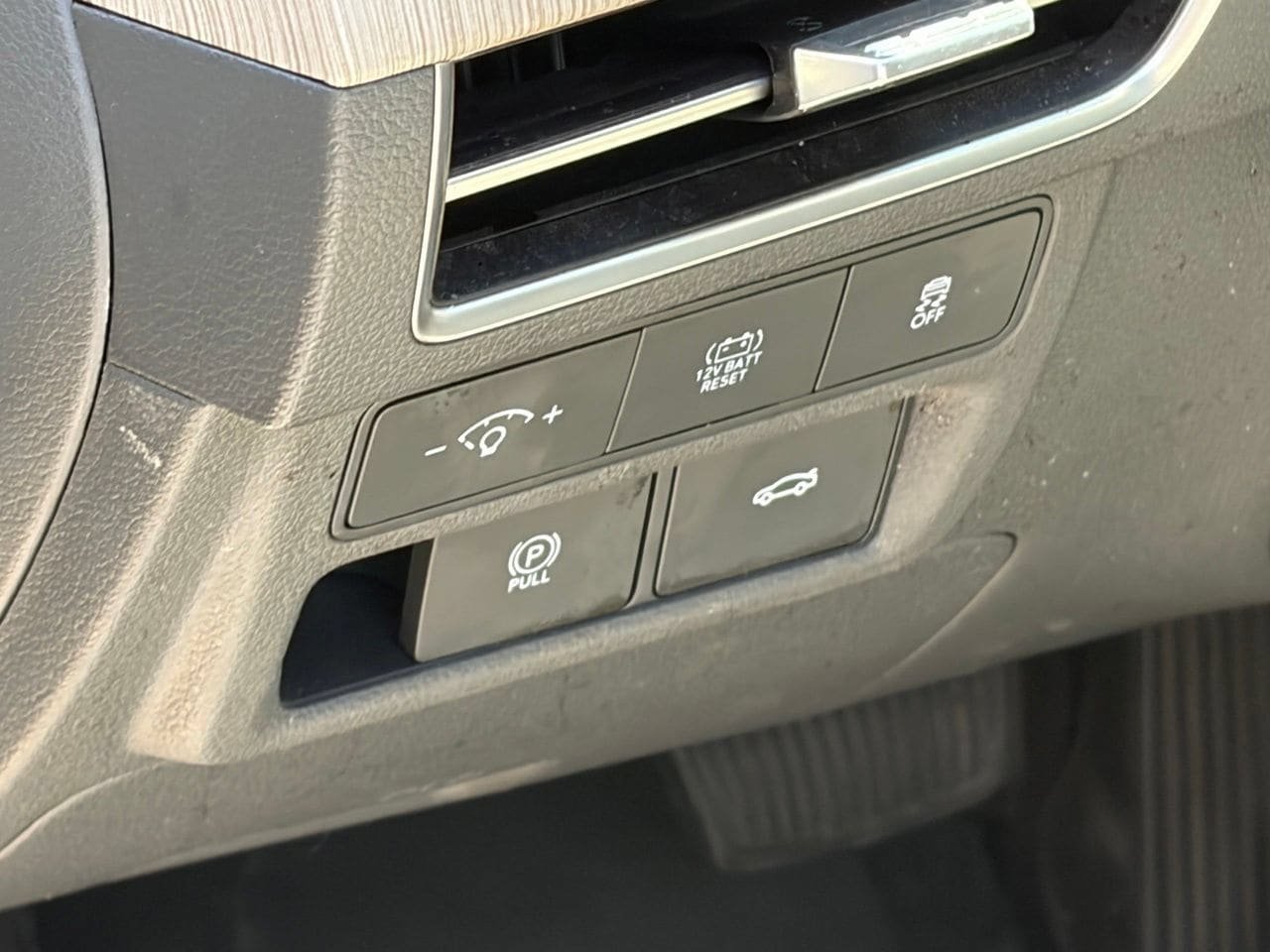 Used 2025 Hyundai Sonata SEL FWD image 7