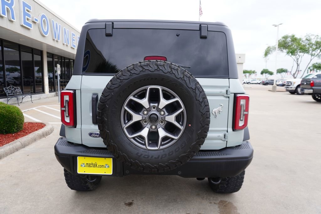 Used 2023 Ford Bronco Badlands AWD/4WD image 5
