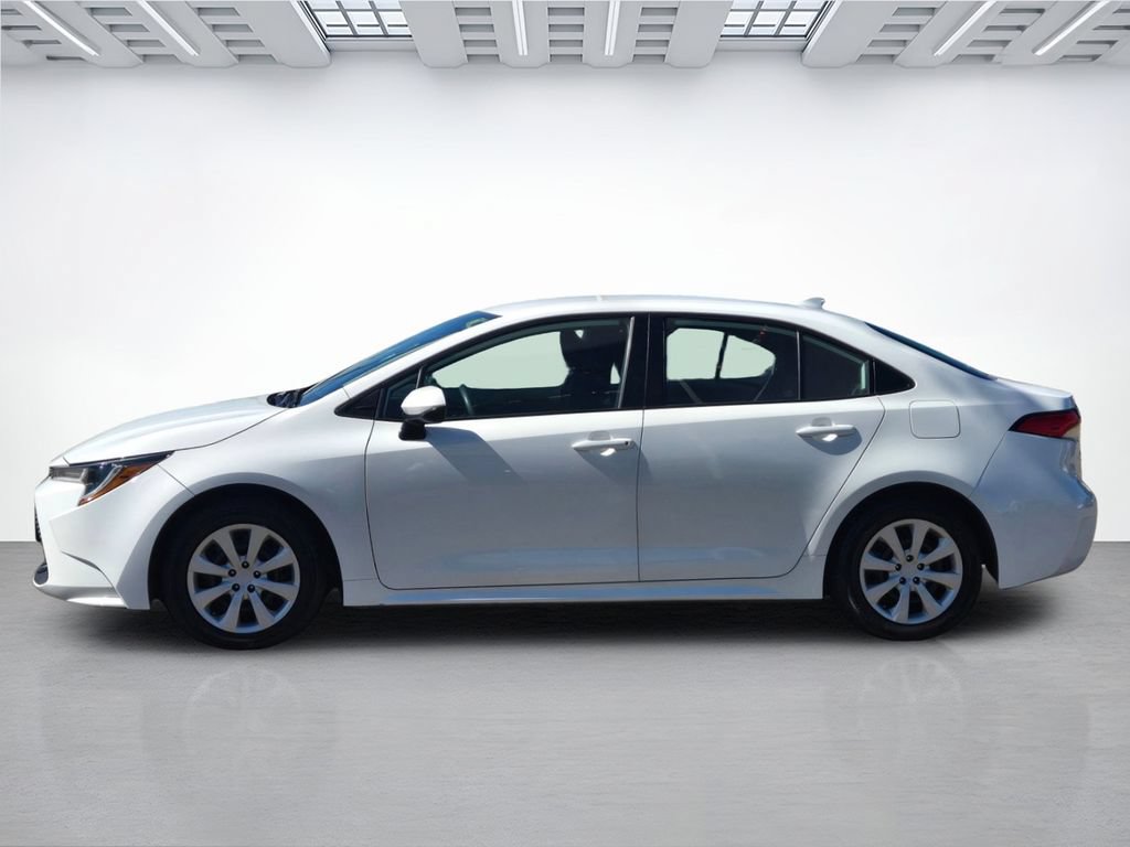 Used 2022 Toyota Corolla LE FWD image 7