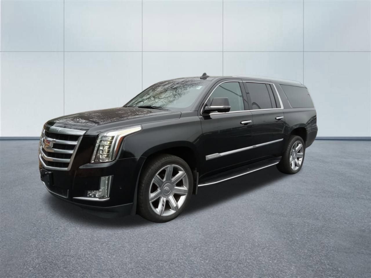Used 2019 Cadillac Escalade ESV Luxury image 1