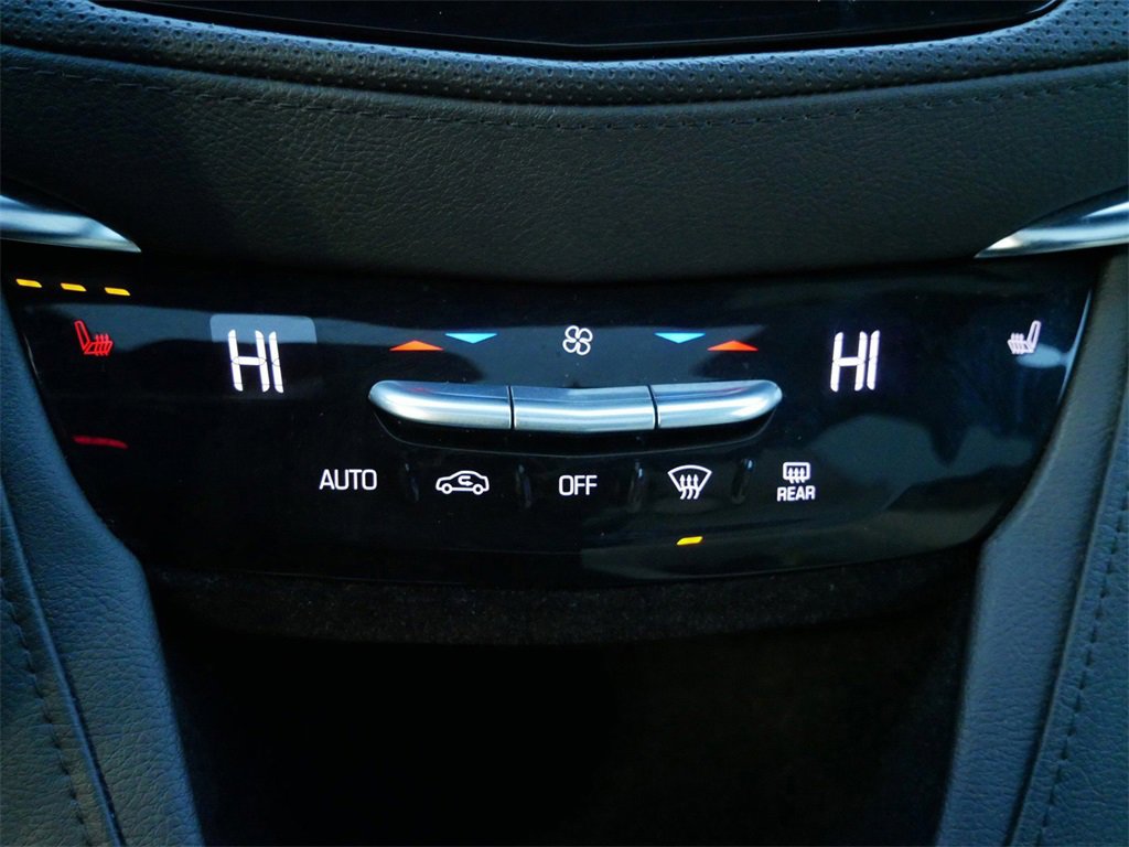 Used 2017 Cadillac XT5 Luxury w/ Driver Awareness Package image 20