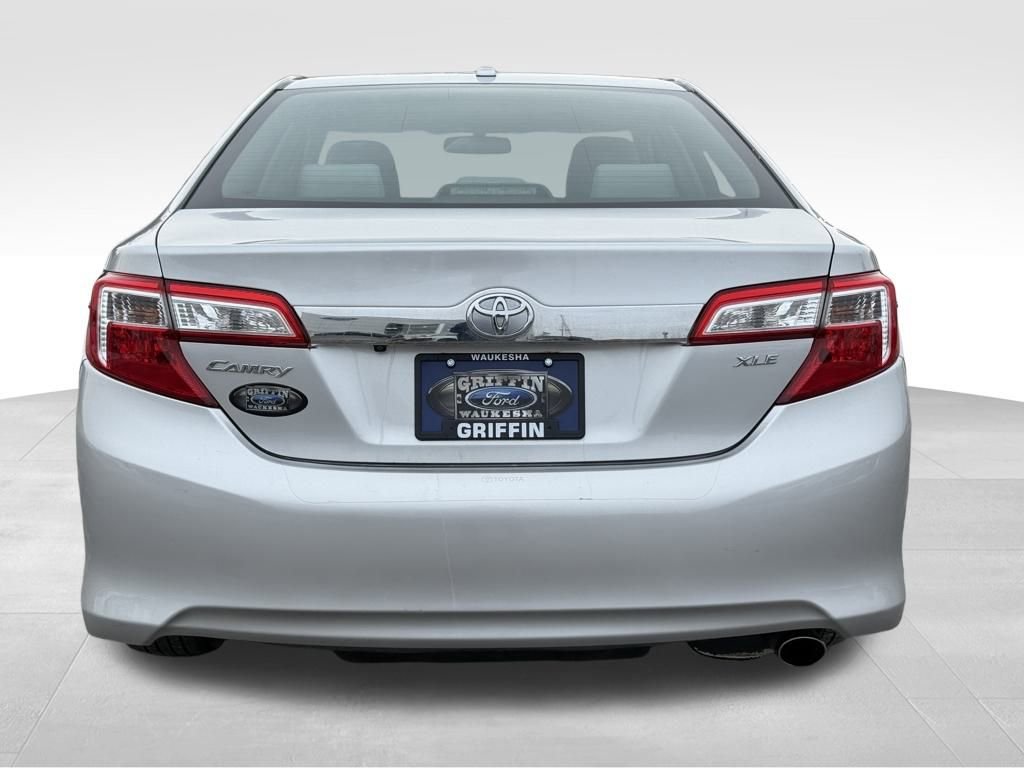 Used 2014 Toyota Camry XLE image 5