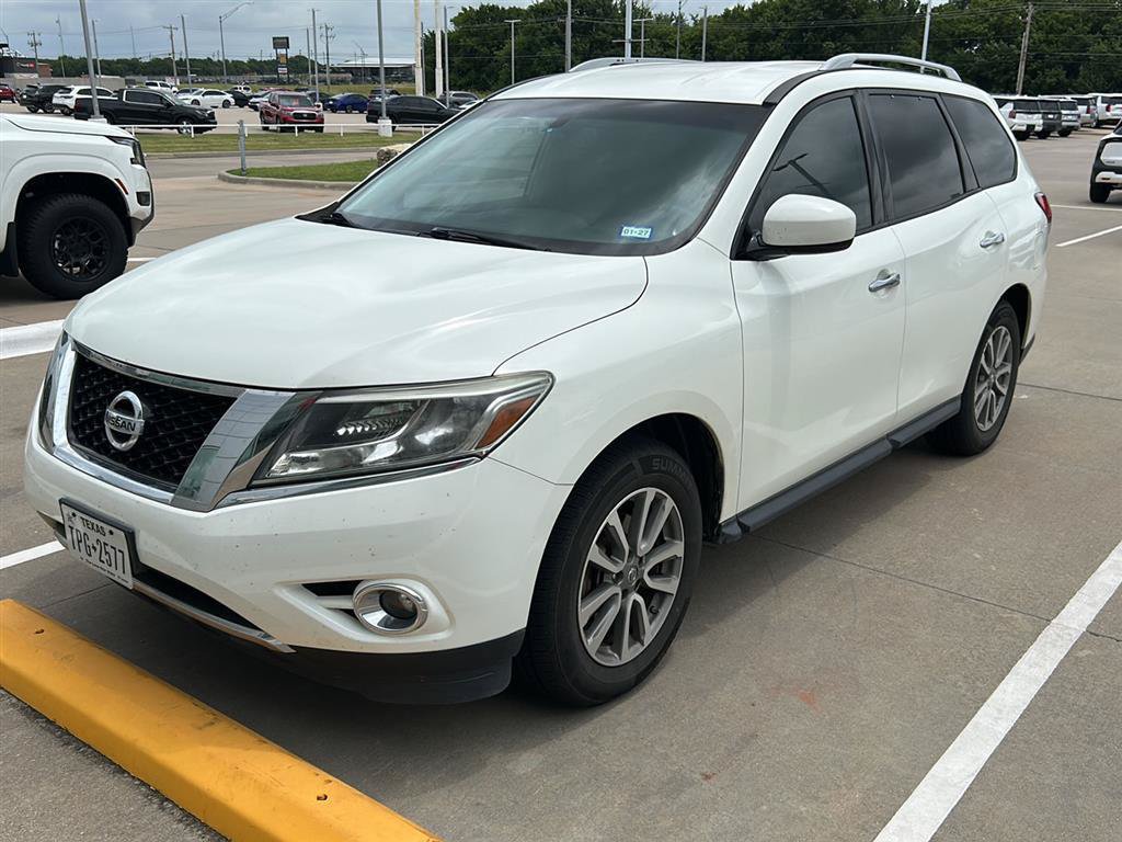 Used 2016 Nissan Pathfinder SV FWD image 11