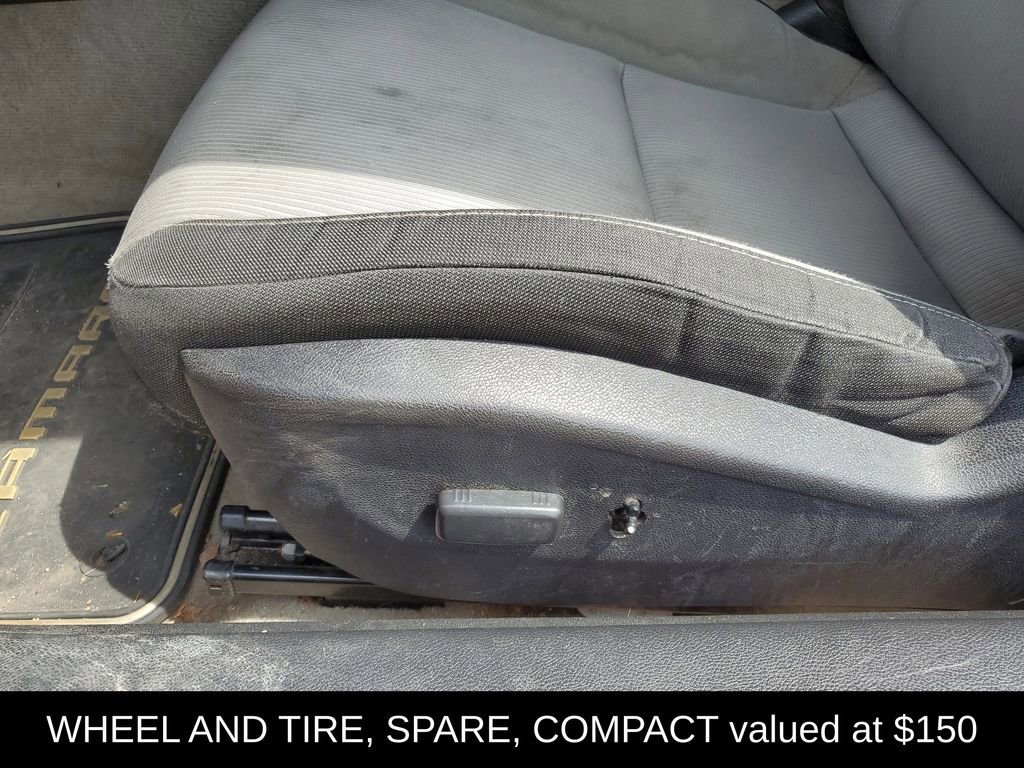 Used 2015 Chevrolet Camaro LT w/ Black Rally Stripe Package RWD image 7