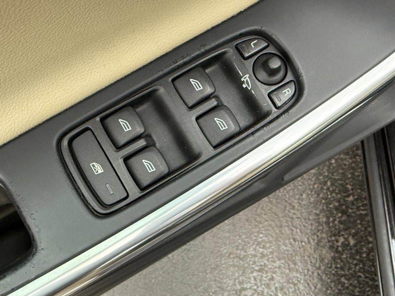 Used 2013 Volvo S60 T6 image 16