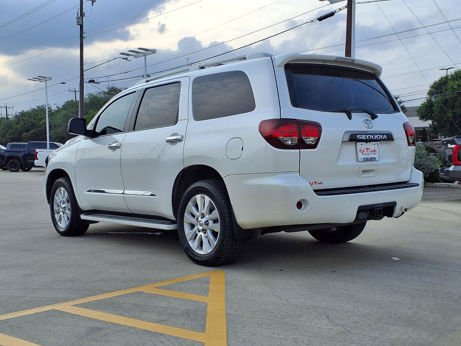 Used 2020 Toyota Sequoia Platinum RWD image 7