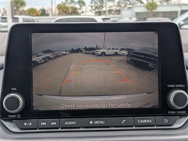 Used 2023 Nissan Rogue SV image 21