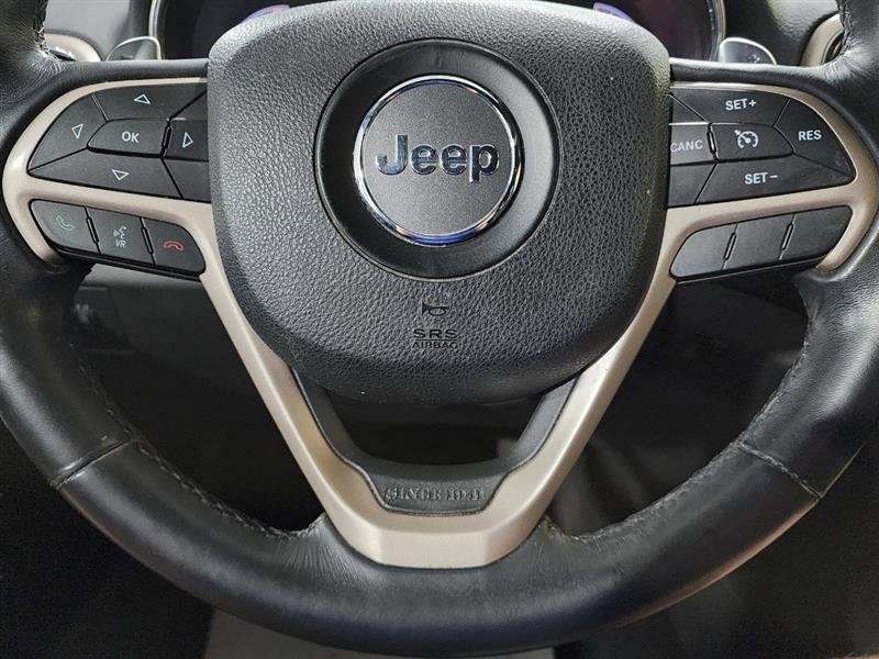 Used 2016 Jeep Grand Cherokee Laredo image 16