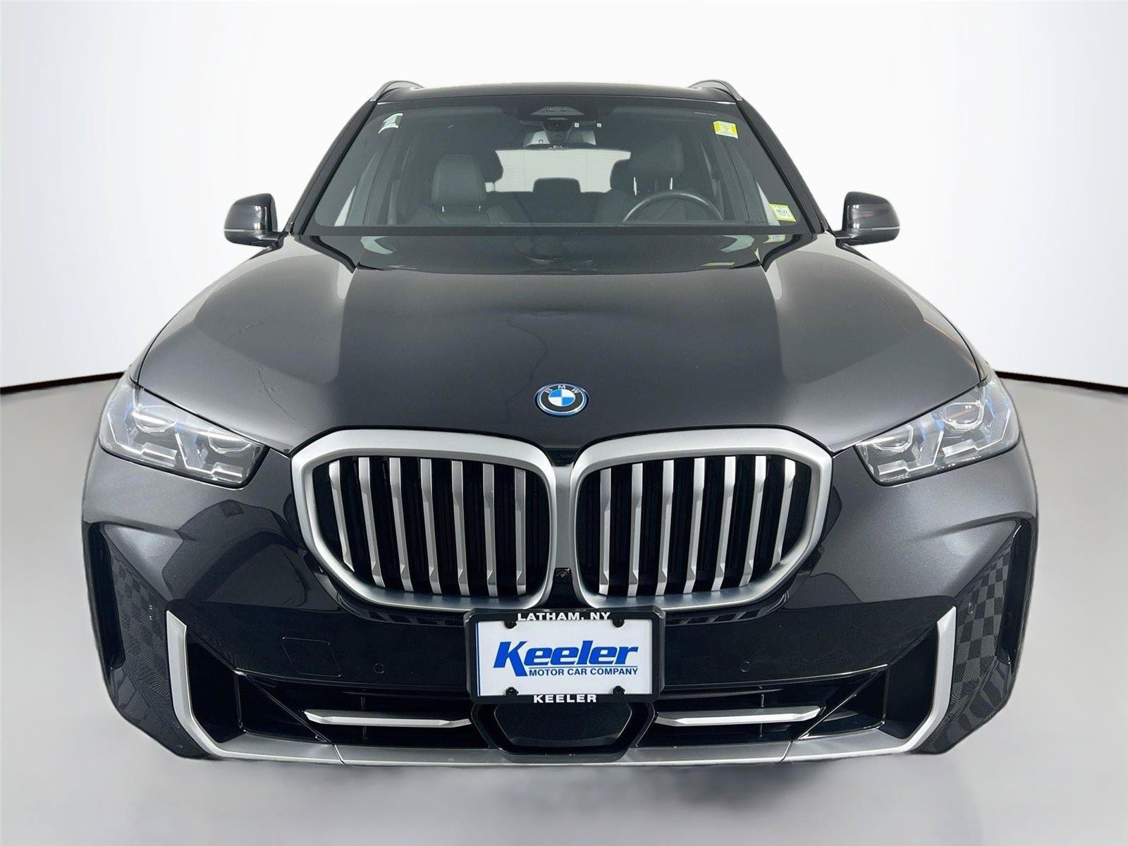 Used 2026 BMW X5 xDrive50e w/ Premium Package AWD/4WD image 9