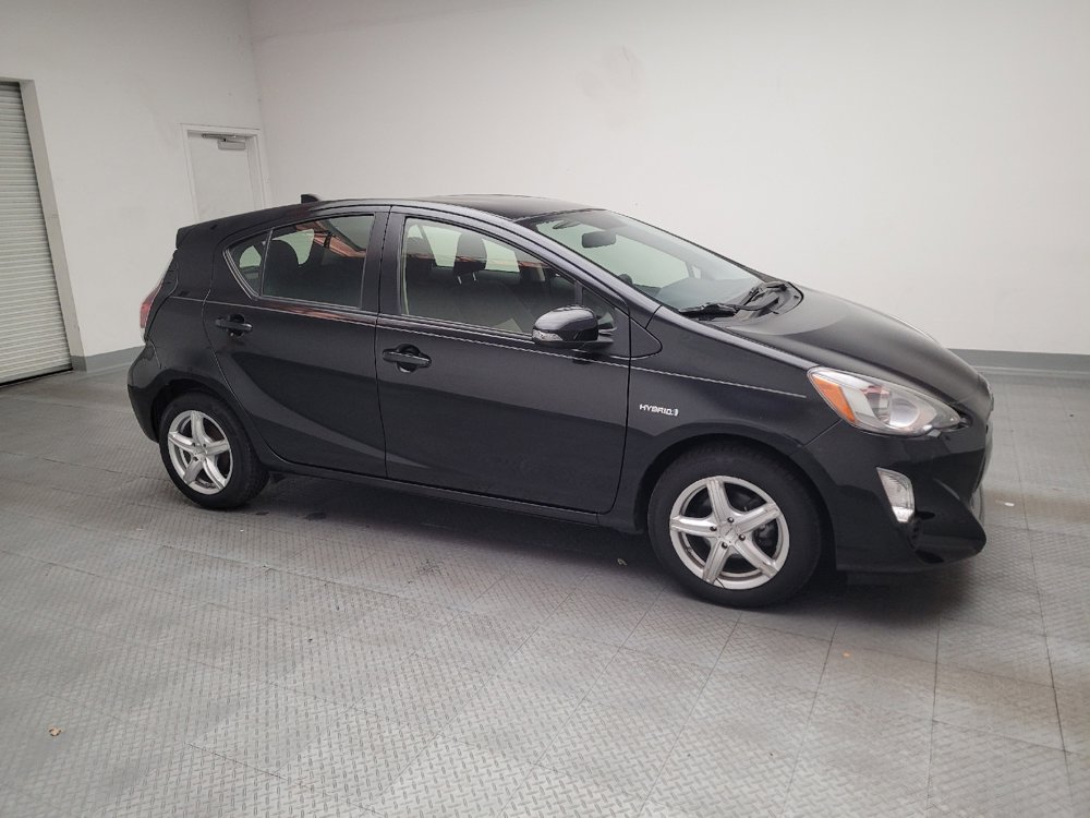 Used 2015 Toyota Prius C One image 11