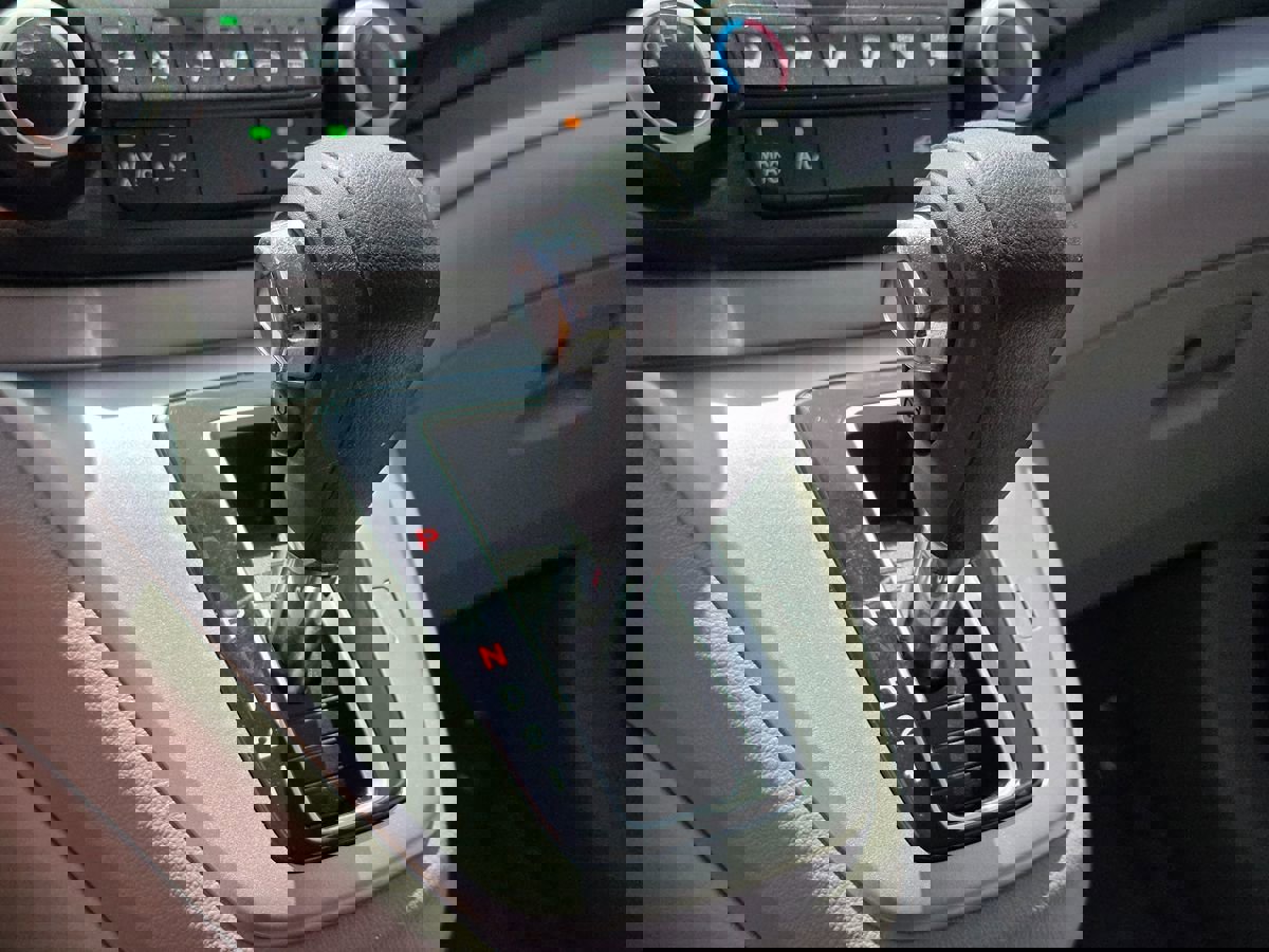 Used 2013 Honda CR-V LX image 33