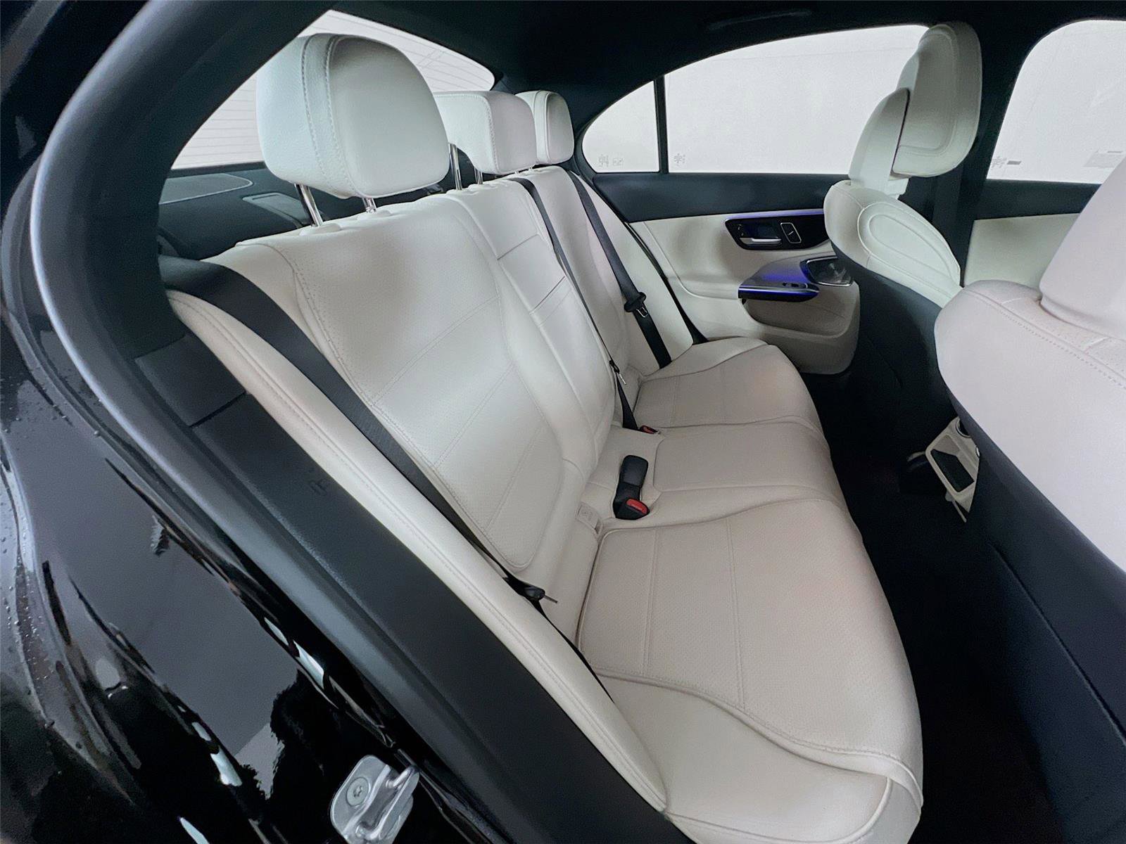 New 2026 Mercedes-Benz C 300 4MATIC Sedan image 27