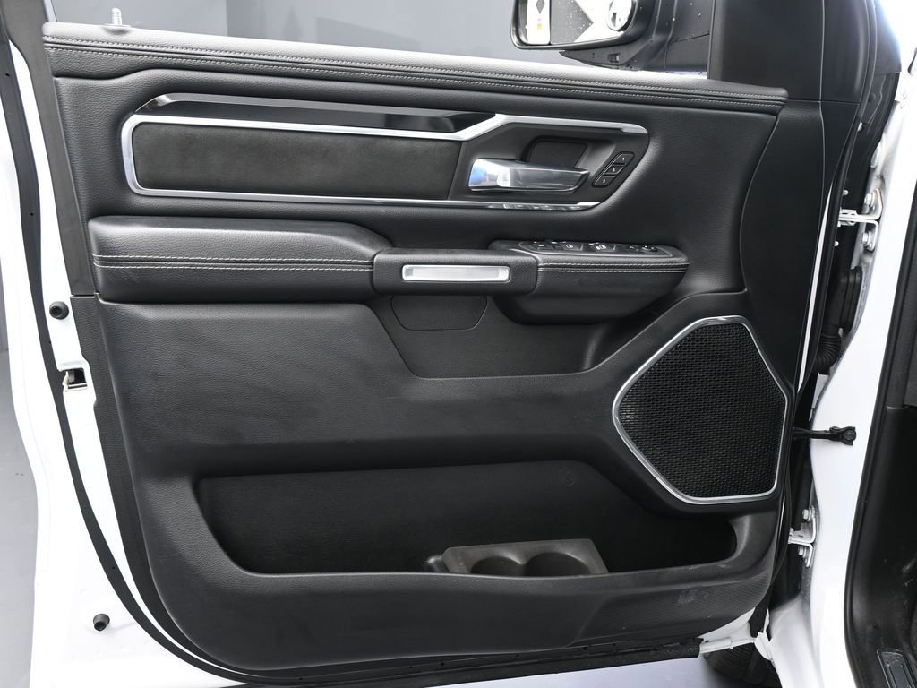 Used 2021 RAM 1500 Laramie w/ Night Edition image 29