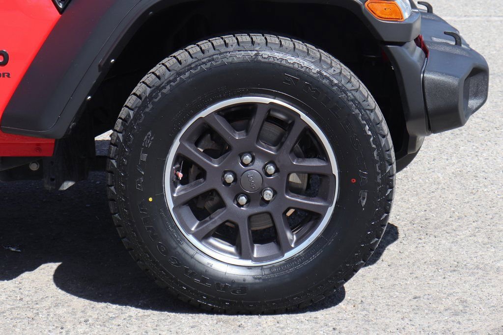 Used 2022 Jeep Gladiator Sport image 39