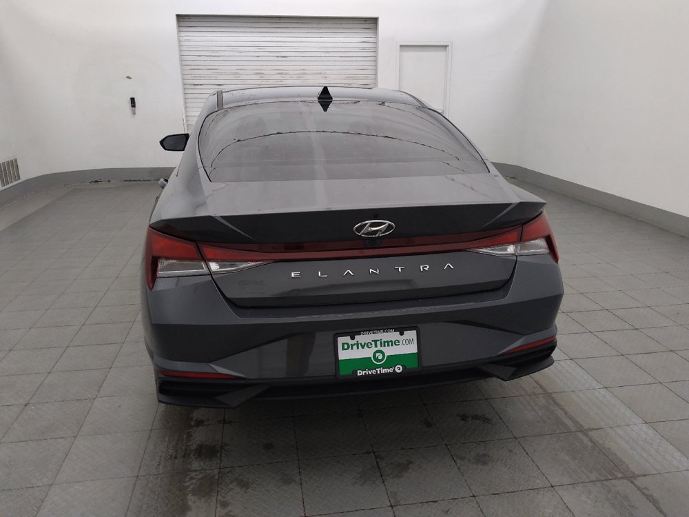 Used 2023 Hyundai Elantra SEL w/ Convenience Package FWD image 6