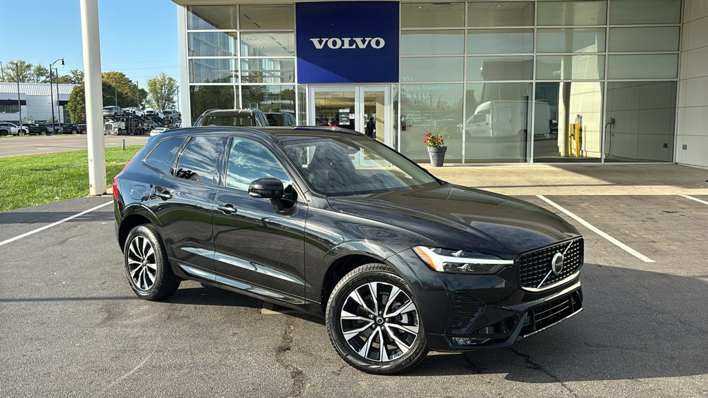 Certified 2024 Volvo XC60 B5 Core w/ Climate Package AWD/4WD image 2