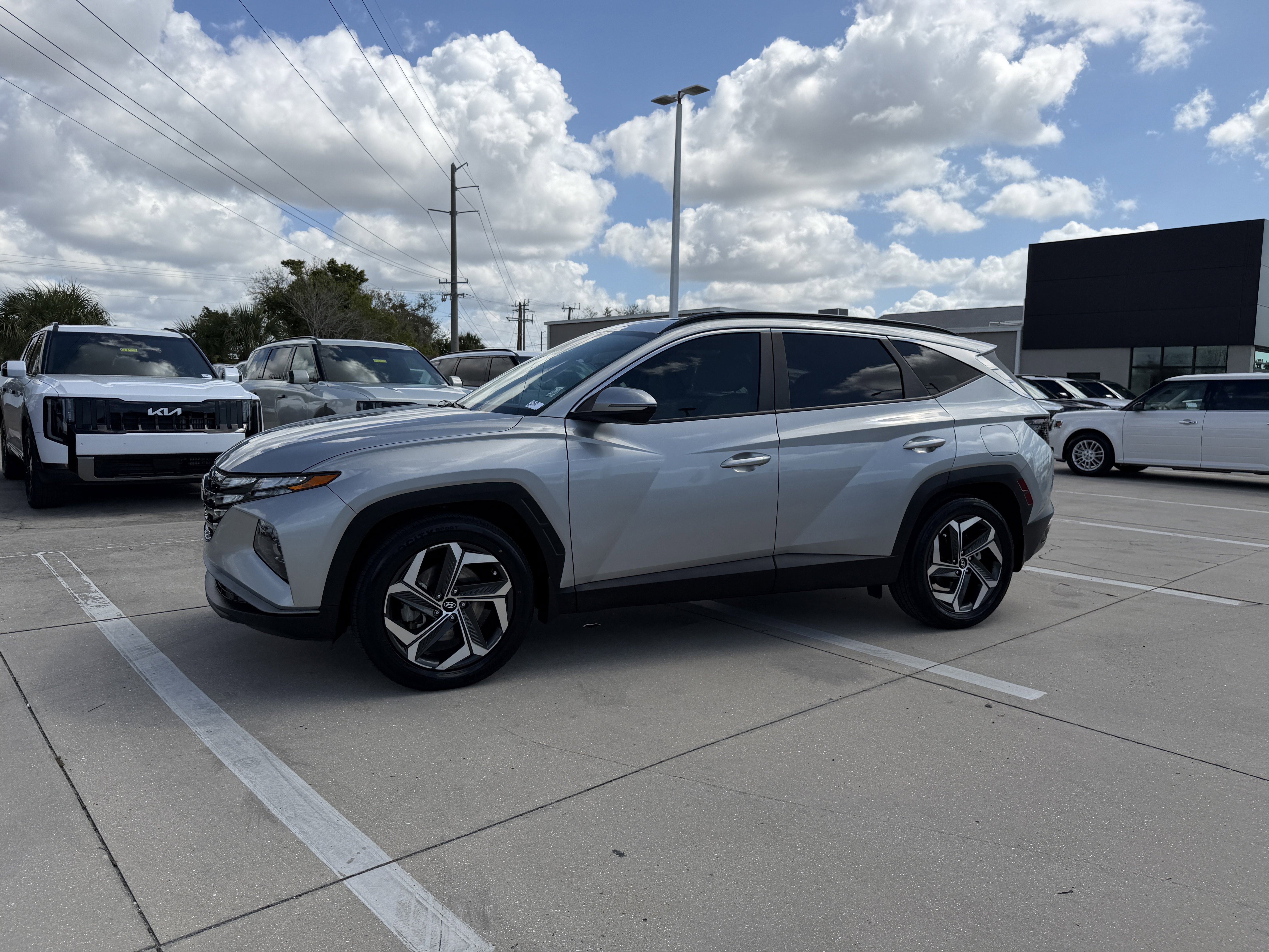 Used 2023 Hyundai Tucson SEL w/ Convenience Package image 8