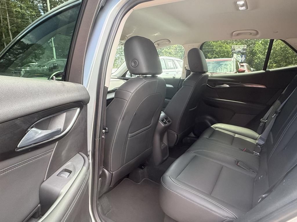 Used 2024 Buick Envision Preferred AWD/4WD image 7