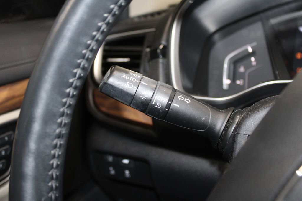 Used 2021 Honda CR-V Touring image 38