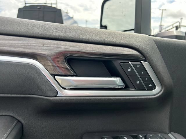 New 2026 Chevrolet Silverado 2500 LTZ AWD/4WD image 12