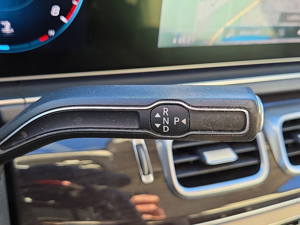 Used 2020 Mercedes-Benz GLE 350 4MATIC w/ Premium Package image 31