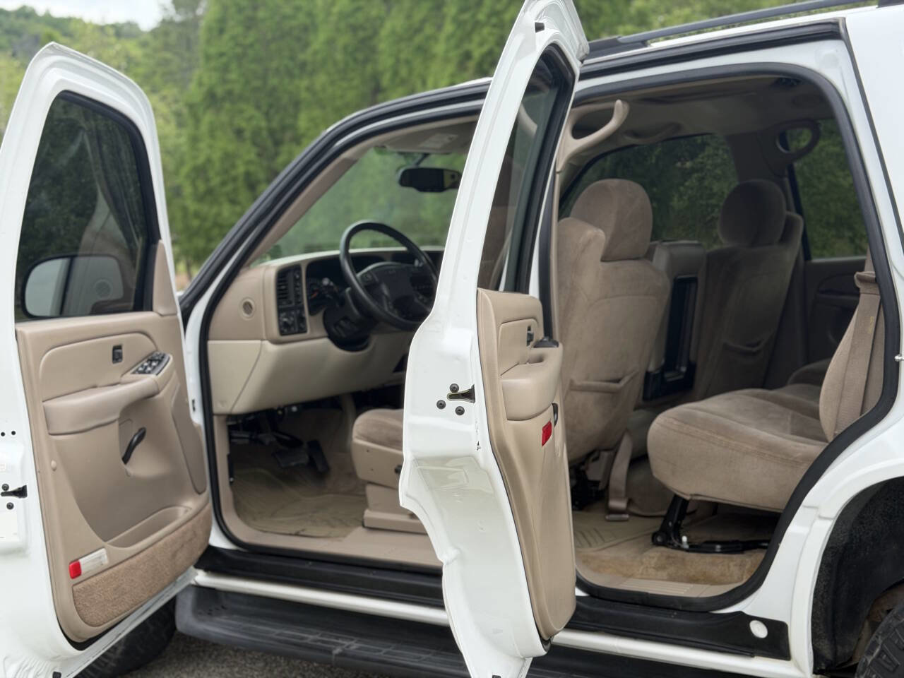 Used 2004 GMC Yukon SLE AWD/4WD image 10