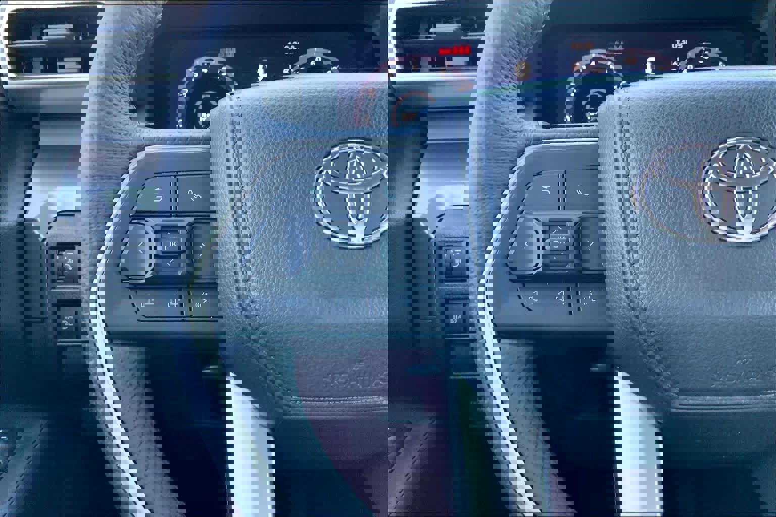 Used 2025 Toyota Tacoma TRD Off-Road image 22